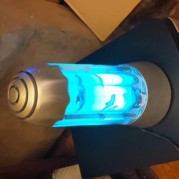 Vintage 1994 Rabbit Tanaka Lighted Rotating Undersea Dolphin Table Lamp - Picture 3 of 6